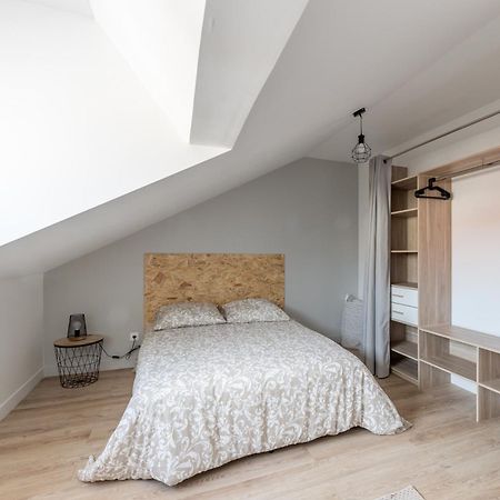 Villa Spacieuse 6 Ch/12 Personnes/ 6 Sdb Wc Privee فالنسيان المظهر الخارجي الصورة